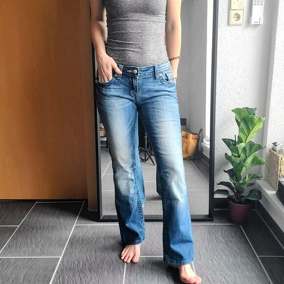 Miss Me Signature Rise Boot Cut Sequin & Embroidered Pockets Blue Denim Jeans 28 - Picture 6 of 16